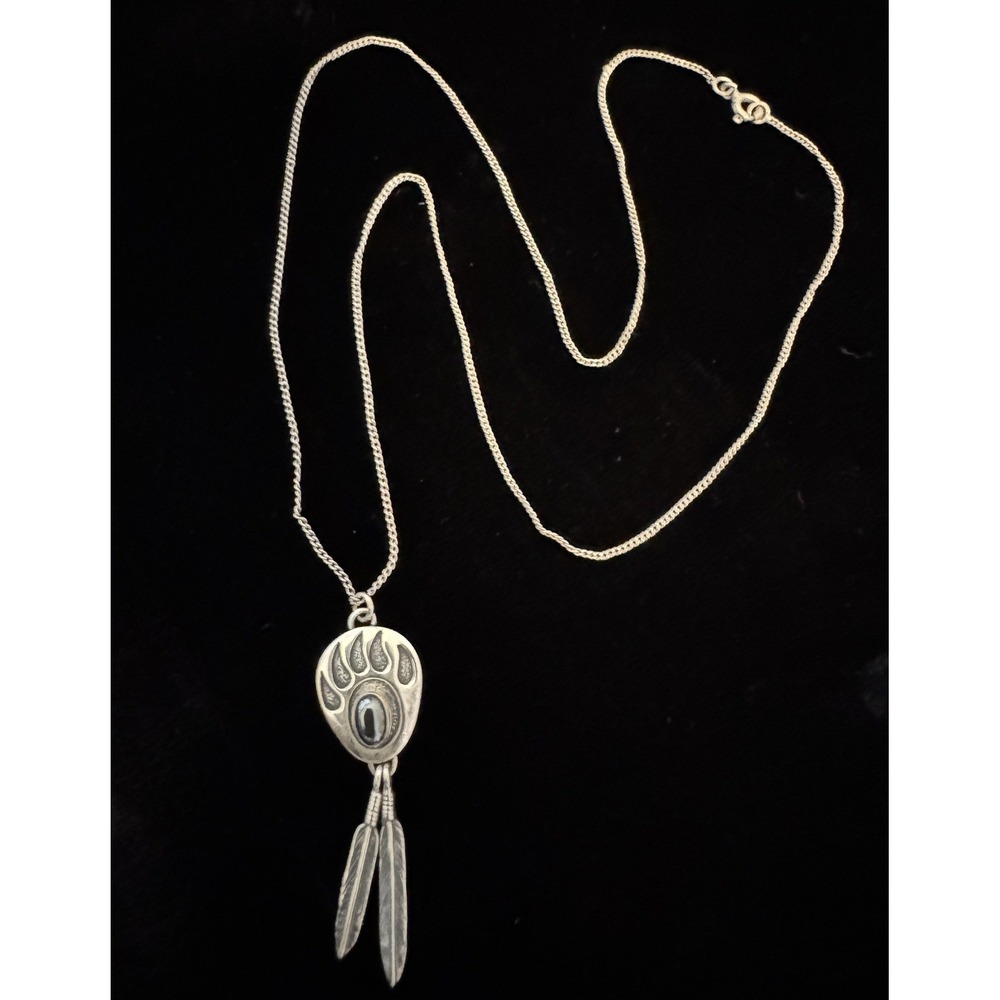 SJ Sterling Silver Bear Paw Pendant Necklace Feathers Black Stone 18" Native